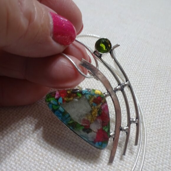 Beautiful "OYSTER TURQUOISE & PERIDOT" Handmade Sterling Pendant/Chain #762B - Picture 2 of 3